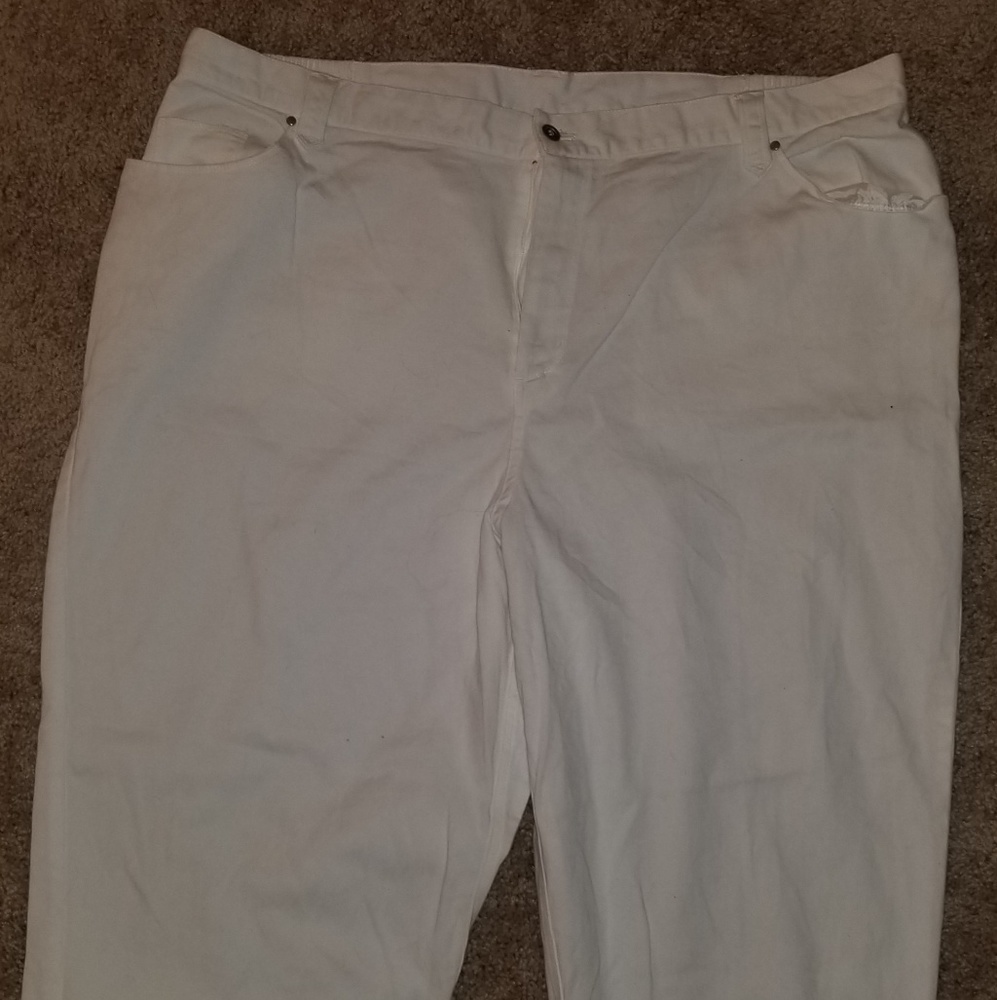 Alfred Dunner Cuffed capri pants